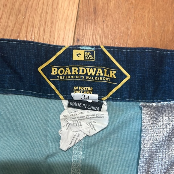 Ripcurl Boardwalk Shorts - Picture 3 of 4